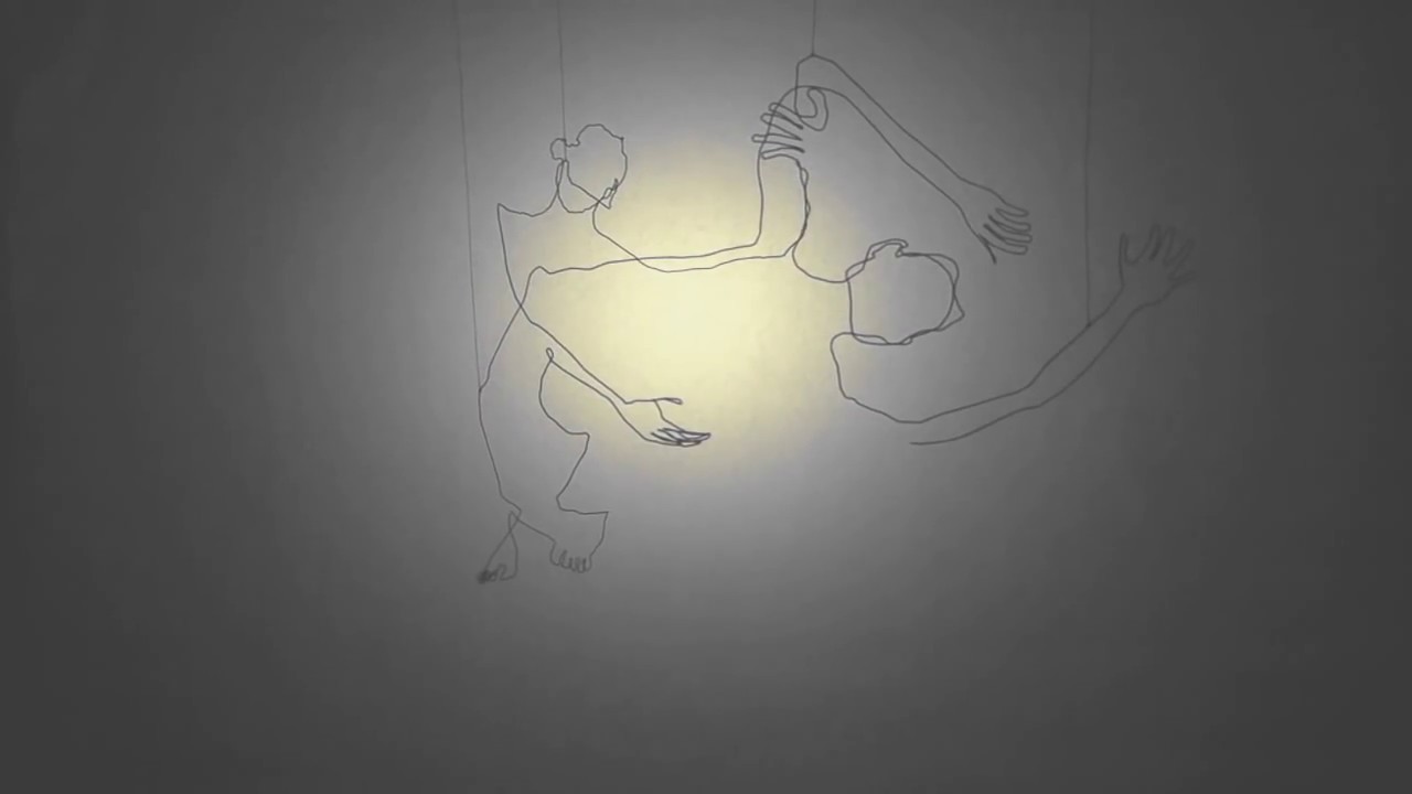 Small wire sculptures of dancers second series 1