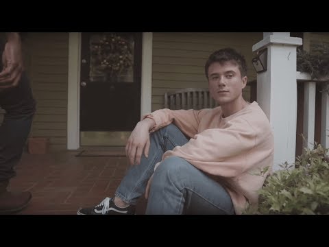 Alec Benjamin - Let Me Down Slowly