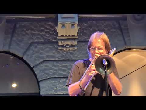 Mauro Pesenti Quartet, Sway