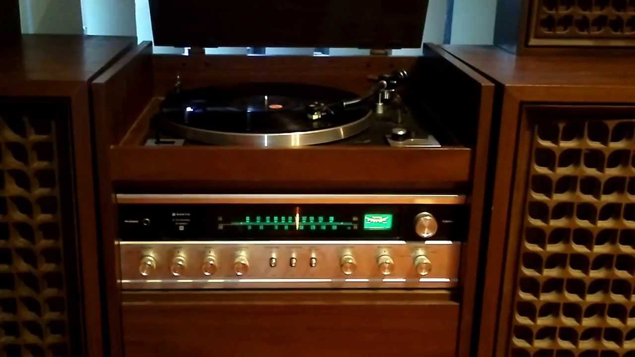 Sanyo synthesized Quadraphonic Hi Fi - YouTube