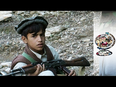 Taliban - Behind the Masks (2010): A journalist gains unprecedented access to the Taliban

For downloads and more information:
http://www.journeyman.tv/?lid=60920

Though they would eventually kidnap him, the Taliban granted journalist Paul Refsdal unprecedented access. This exclusive documentary shows us a side of the Taliban that we have never seen before.

Paul Refsdal - Ref. 4876

Every week Journeyman offers a brand new documentary, fresh out of the cutting room. They\'re award winning documentaries, some destined for the festival circuit and some for broadcast. The one thing you can know is that here you get to see them when they\'re fresh, often before they appear anywhere else. To watch them in full go to our VOD platform at http://jman.TV