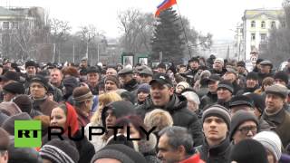 Пророссийские митинги в украинских городах собирают десятки тысяч человек