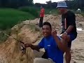 Apalah Nasib!!!.Pancing Ikan Dapat Buaya