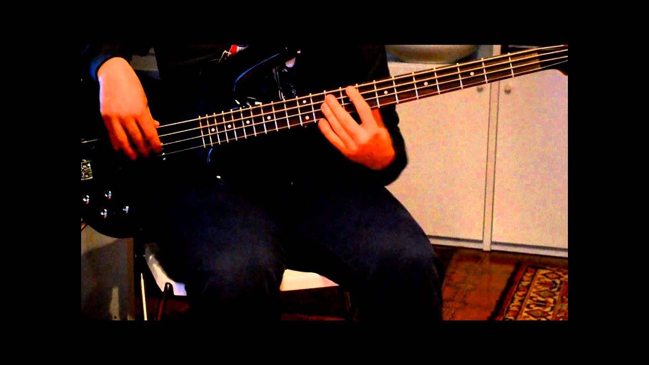 Pino D'Angiò - Ma Quale Idea [Bass Guitar Cover] - YouTube