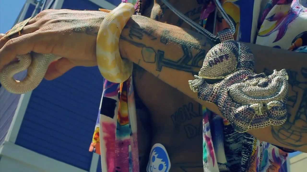 RiFF RAFF & GHETTY - BAT PHONE (Official Video) - YouTube