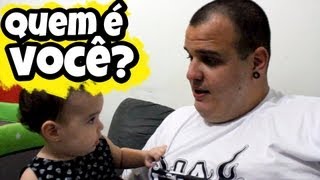 Pai corta a barba e deixa a filha confusa