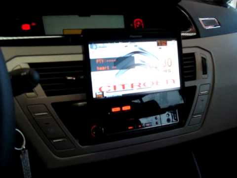 MaxiAvenue.com Equipement Gps façade motorisée Citroën C4 Picasso - YouTube