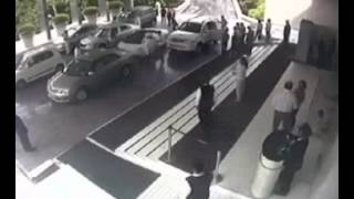 CCTV :: Lamborghini Gallardo crash in Delhi.