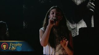 Lorde's Stripped Down "Royals" Grammys Performance 2014