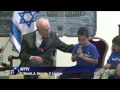 Robert De Niro vai a aniversário de Shimon Peres