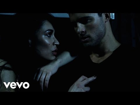 Cassie Steele - Games