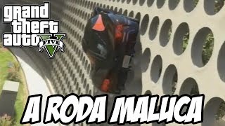 GTA V - Subindo pelas paredes de CARRO, A RODA MALUCA