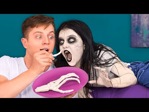 9 Zombie Food Recipes / What If Your BFF Is A Zombie