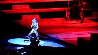 Rihanna - Live in Lille, 2013