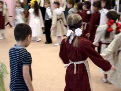 Танец и песня на удмуртском. Ижевск