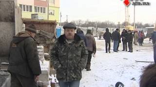 12.12.13 - Кран рухнул на дом  - знак свыше евромайданному Харькову