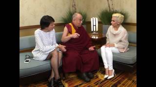Далай-лама. Интервью Леди Гаге на фейсбуке