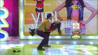 Viri se golpea con la D de Destardes