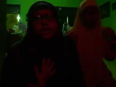 Aksi Santriwati Berjilbab Goyang Maut. - YouTube