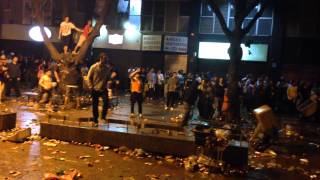 Chuva de garrafas entre Argentinos e Brasileiros em Belo Horizonte (21/06/2014)