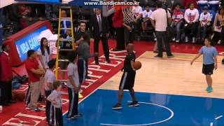 LeBron James & Chris Paul  before the game (2014.02.05)