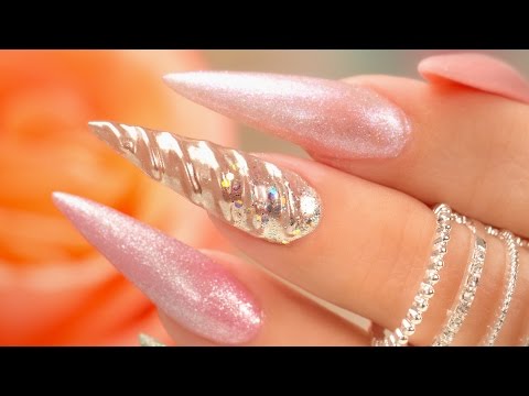 Хромированный Glam nail-art для самых популярных леди