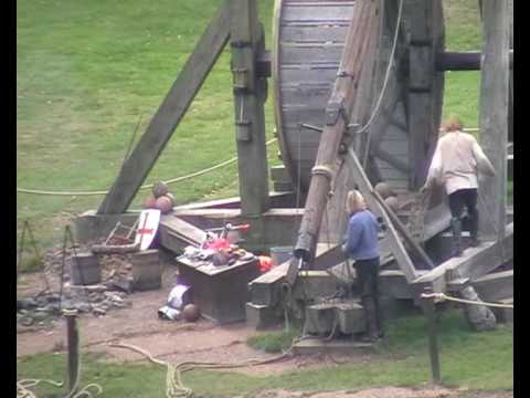 Как сделать требушет в besiege