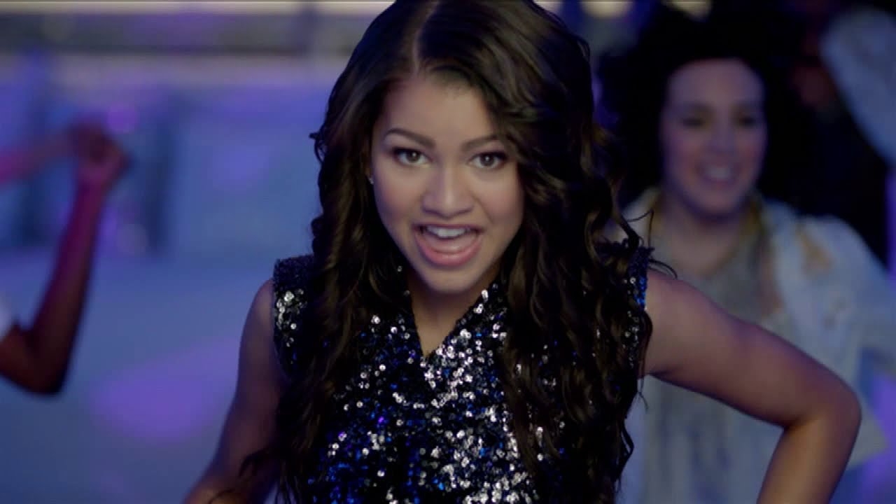 Zendaya & Bella Thorne - 'Something to Dance for/TTYLXOX' (Mash-Up