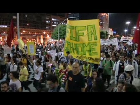 Protesters have clashed with riot police in the Brazilian cities of Sao Paulo and Rio de Janeiro.

The country is in the grip of unrest with teachers, civil servants, police officers, bus drivers and the homeless furious at the cost of hosting the upcoming football World Cup.

Demonstrators are demanding housing not stadiums.

In Recife, a city due to host five World Cup matches, a police strike sparked looting prompting the government to send in the army to restore order, resulting in hundreds ...
READ MORE : http://www.euronews.com/2014/05/16/housing-not-stadiums-brazil-in-the-grip-of-protest-as-world-cup-looms

What is in the news today? Click to watch: http://eurone.ws/1kb2gOl

euronews: the most watched news channel in Europe
Subscribe! http://eurone.ws/10ZCK4a

euronews is available in 14 languages: http://eurone.ws/17moBCU

In English:
Website: http://www.euronews.com/news
Facebook: http://www.facebook.com/euronews
Twitter: http://twitter.com/euronews
Google+: http://google.com/+euronews
VKontakte: http://vk.com/en.euronews