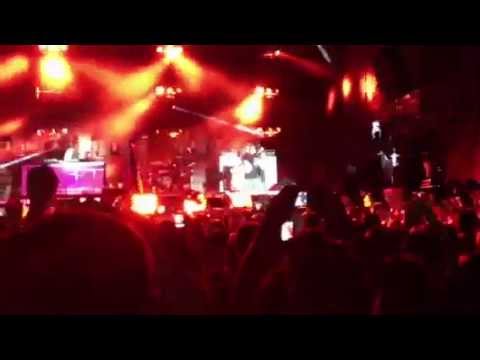 Wiz Khalifa - Work Hard Play Hard