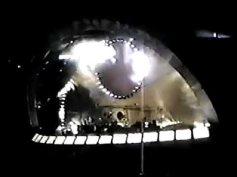 Pink Floyd - Run Like Hell - Bobby Dodd Stadium 94. - YouTube