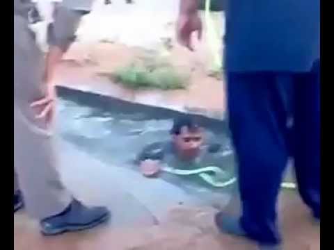cewek arab mandi bugil - YouTube