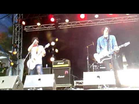 CKY - Flesh Into Gear - Soundwave 2012 Adelaide - YouTube