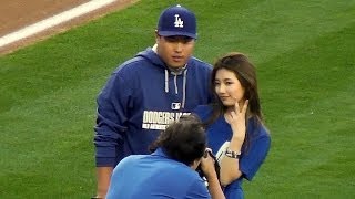 Korean Singer Suzy 수지 Throws First Pitch to Ryu Hyun-jin at Dodger Stadium Tonight 5-28-14