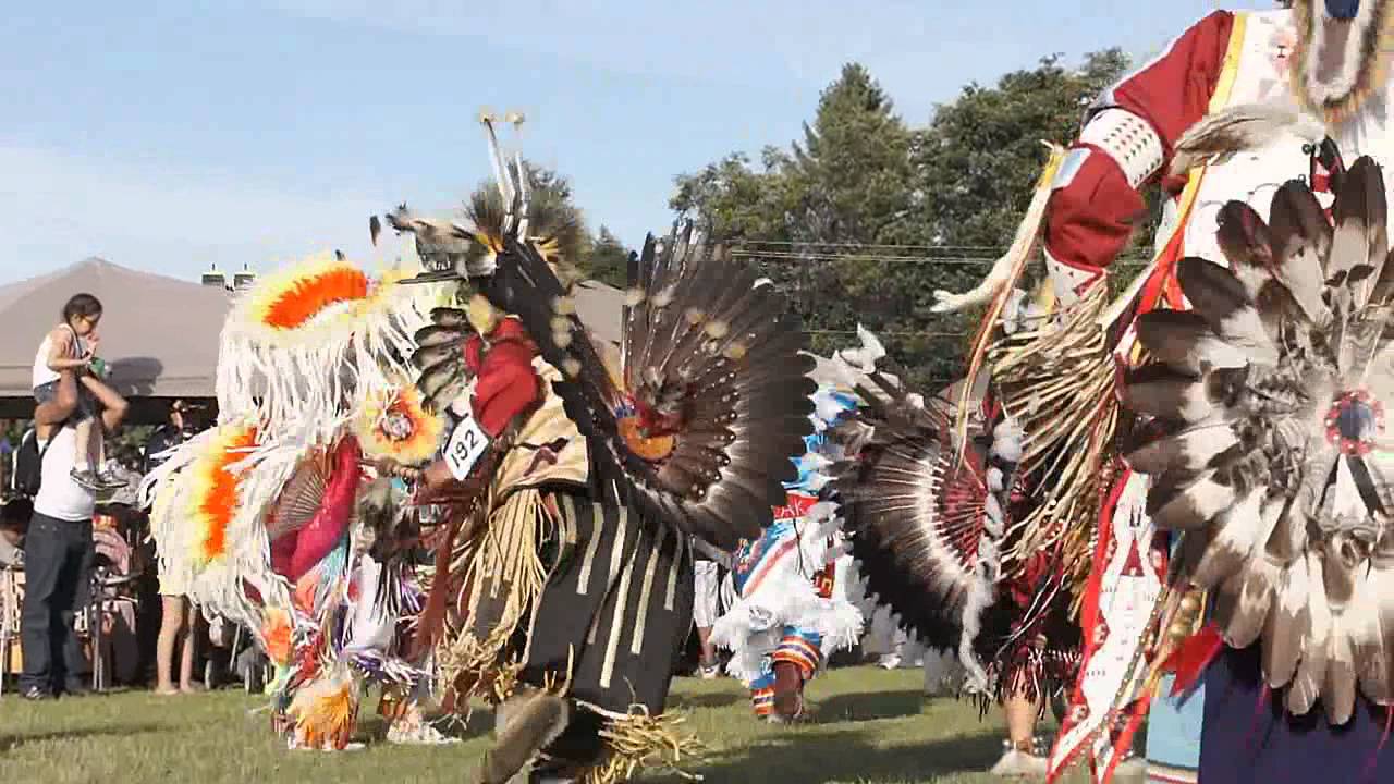 Squamish Nation Pow Wow 2011 GRAND ENTRY, Capilano Indian Reserve North