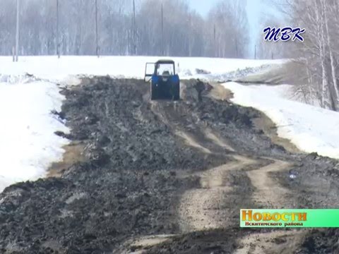 Дорогу в деревню Елбаши разбили большегрузы
