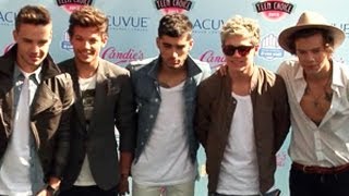 One Direction Hits The Red Carpet At The 2013 Teen Choice Awards