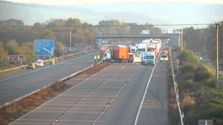 M5 lorry crash 24/10/13 from Burnham-On-Sea.com