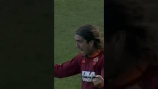 ⚽️⚽️ This Batistuta brace against Parma in 2001! 😍? #asroma #football #seriea #goals