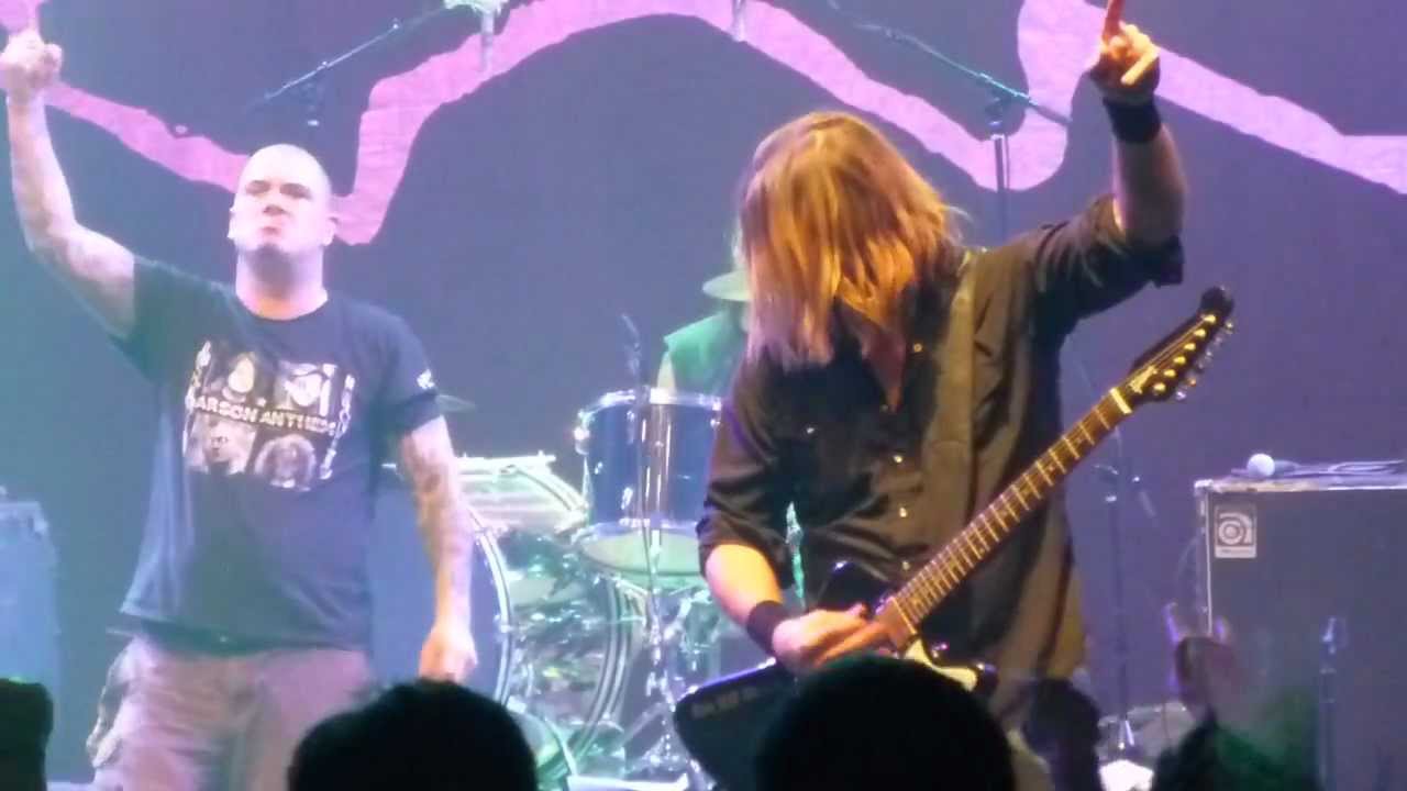 Down - Witchtripper @ The Grove of Anaheim, CA 1/18/2013 - YouTube