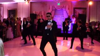 An EPIC SURPRISE WITHOUT the SCREAMING: AN AMAZING Choreographed Wedding Dance