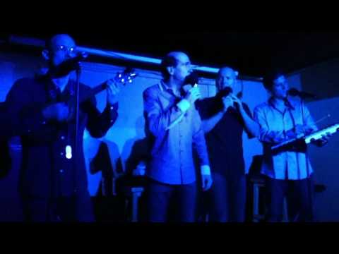 The Blanks - Hey Ya LIVE (Lincoln Walkabout) - YouTube