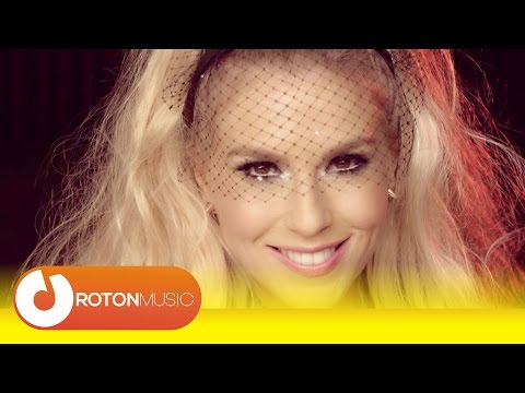 Corina + Mira + Skizzo Skillz - Fete din Balcani