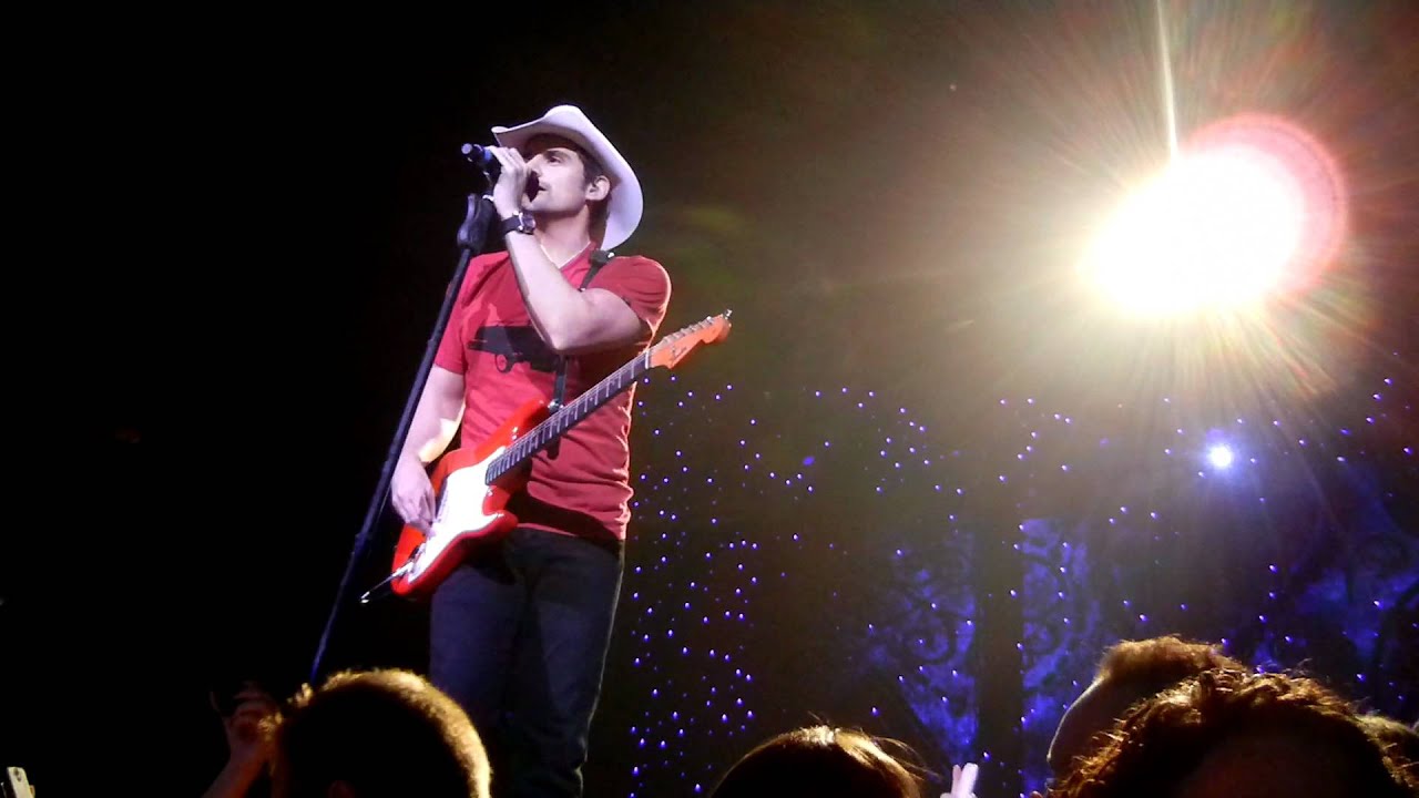 Brad Paisley She S Everything Proposal Included Youtube