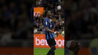 Left kick ➡️ into the net #IMInter #Shorts