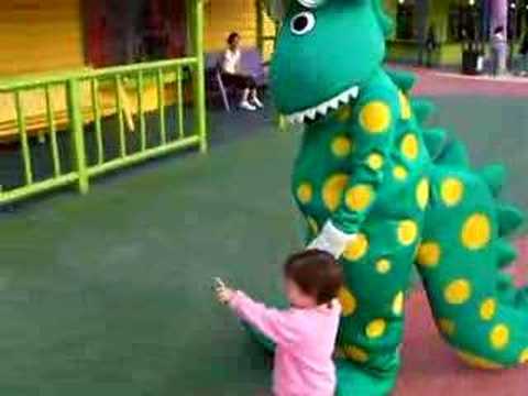 FRC and Dorothy the Dinosaur at Wiggles World in New Jersey - YouTube