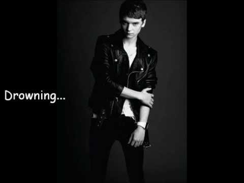 Conor Maynard - Drowning [Lyrics On Screen] - YouTube