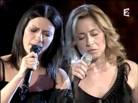 Laura Pausini & Lara Fabian - La Solitudine (Live)