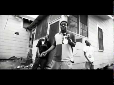 Lil Boosie - Im a Dog feat Lil Phat - Official Music Video - YouTube