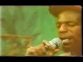GREGORY ISAACS : Tune in